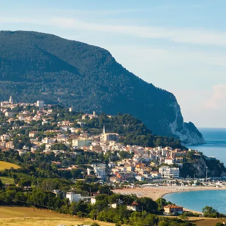 Relais One 4* Marcelli