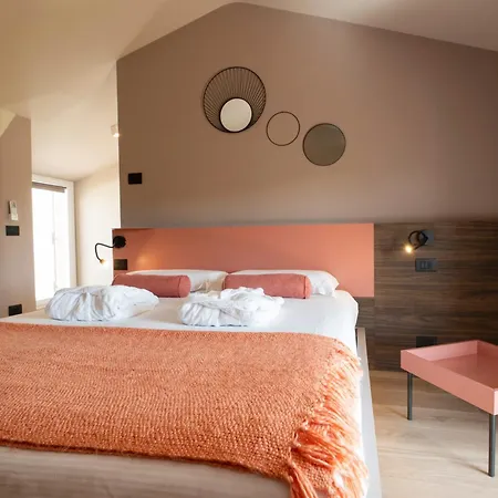 Bed & Breakfast Relais One 4*