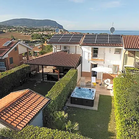 Relais One