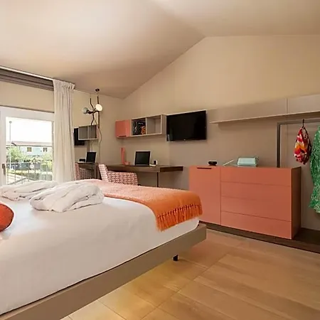Relais One